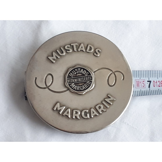 Lommespeil fra Mustads Margarin, et reklameprodukt, snart antikk