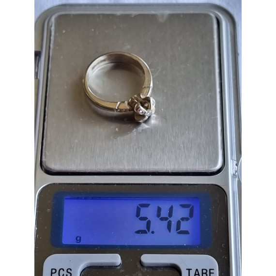 Flott ring i 18K hvitt gull, diamantring, strl 52,5, vekt 5,4 gram