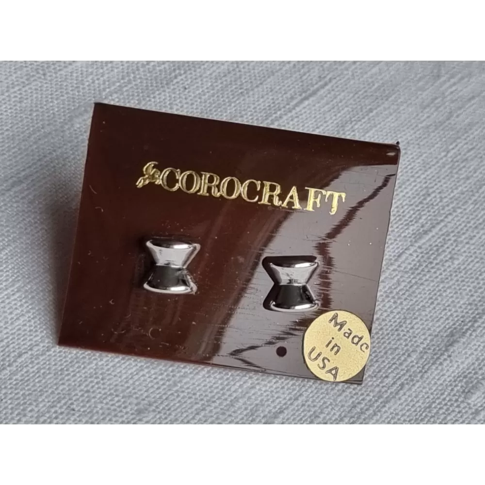 Vintage Corocraft øredobber, ubrukt sølvfargede begerformet eller snelleformet