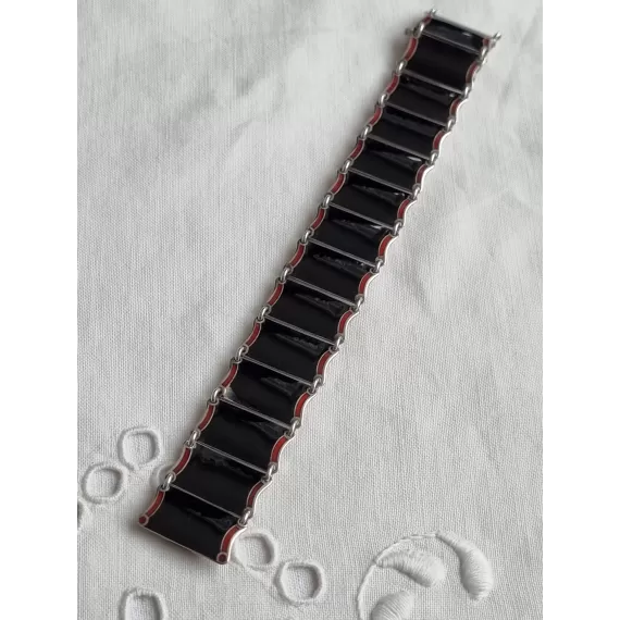 Nydelig sølv emalje armbånd, i sort og rødt, fra Einar Modahl, ca 18,5 cm, lukket