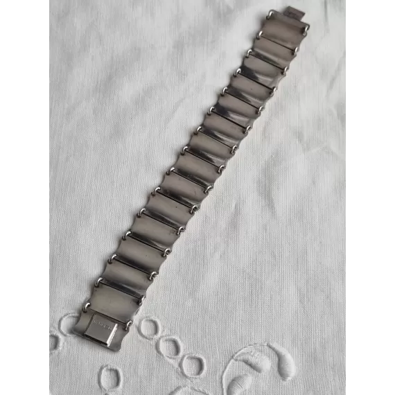 Nydelig sølv emalje armbånd, i sort og rødt, fra Einar Modahl, ca 18,5 cm, lukket
