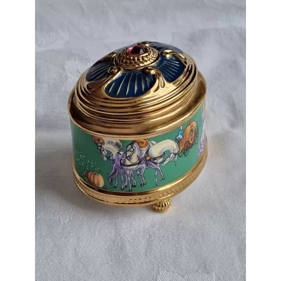 Smykkeskrin i porselen, Cinderella, Askepott med spilledåse, fra Faberge