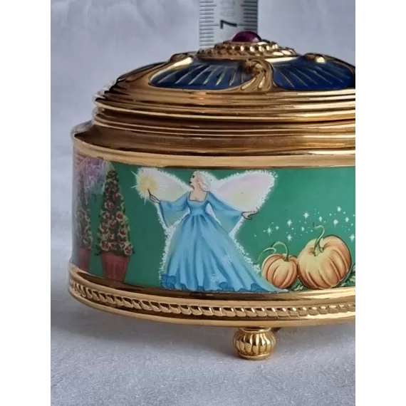 Smykkeskrin i porselen, Cinderella, Askepott med spilledåse, fra Faberge