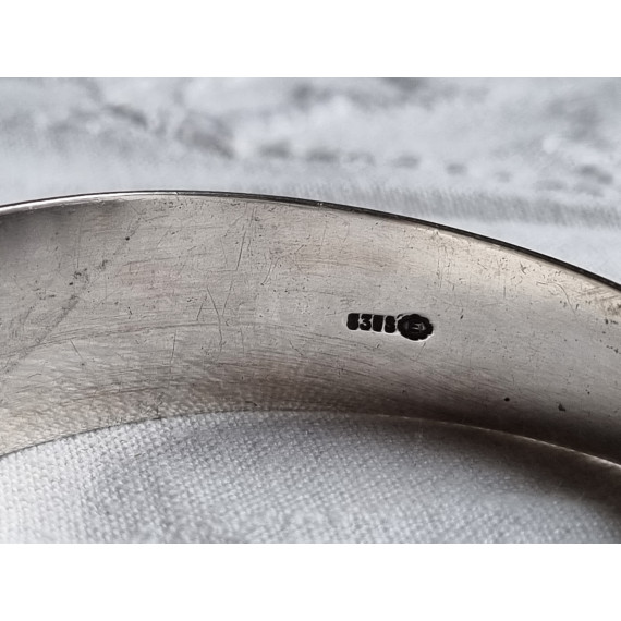 Vintage, eldre sølv armbånd, armring med norrønt motiv, fra Elvik