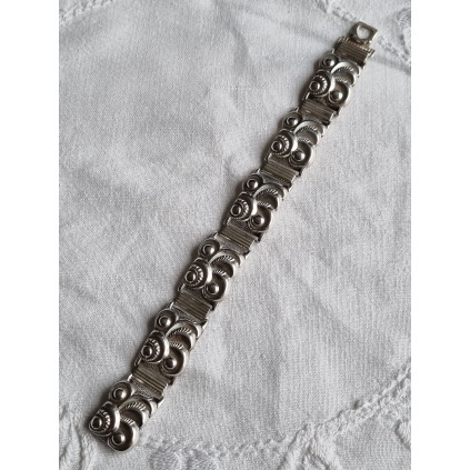 Nydelig leddet armbånd i 830 sølv, fra David-Andersen, fra 1940-tallet