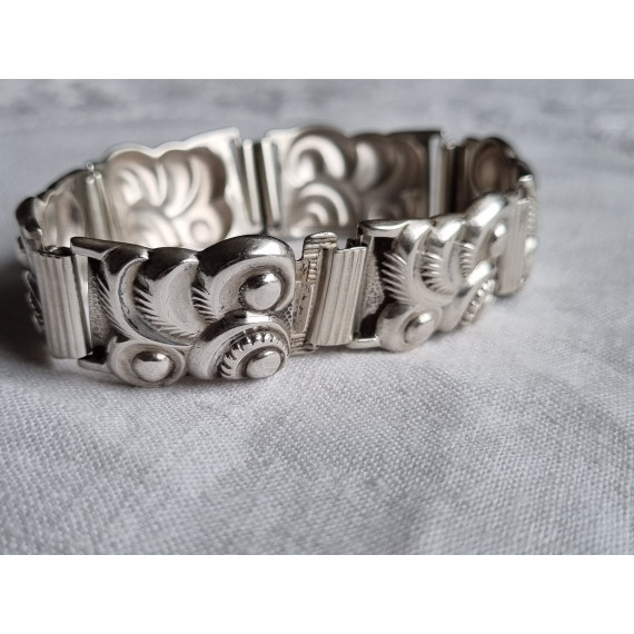 Nydelig leddet armbånd i 830 sølv, fra David-Andersen, fra 1940-tallet