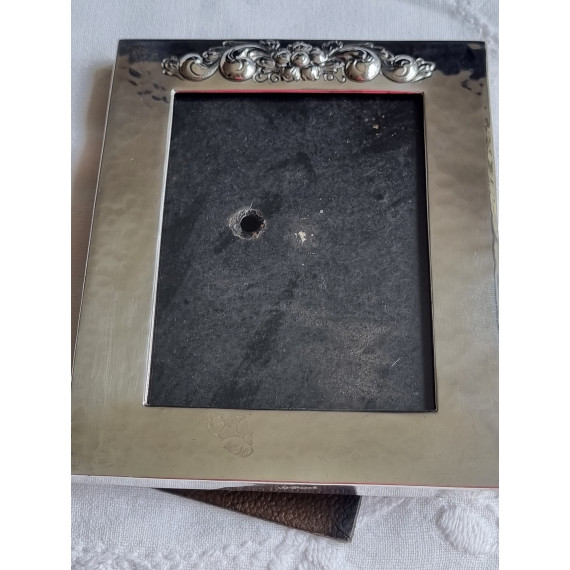 Håndhamret ramme i 830 sølv, ca 10 x 12 cm