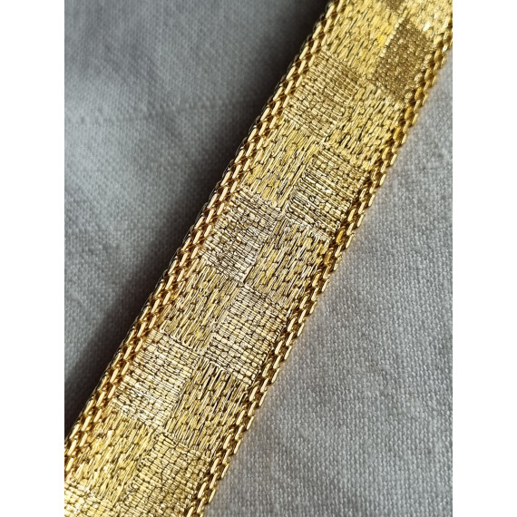 Smekkert gull farget armbånd, mursteins armbånd, med detaljer