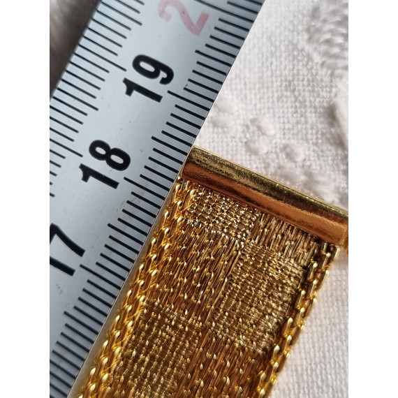 Smekkert gull farget armbånd, mursteins armbånd, med detaljer