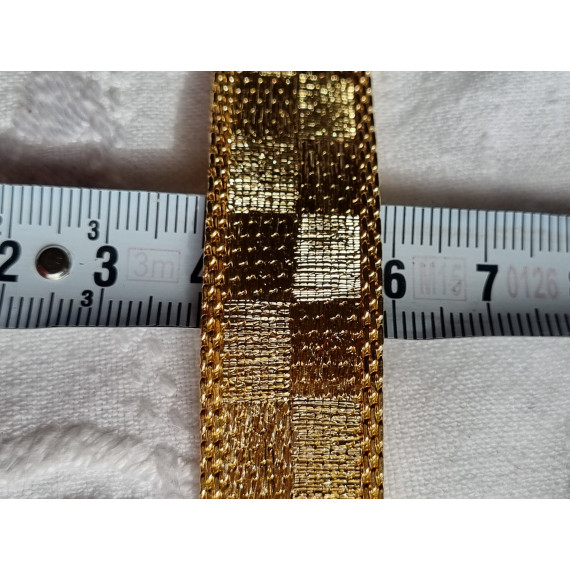 Smekkert gull farget armbånd, mursteins armbånd, med detaljer