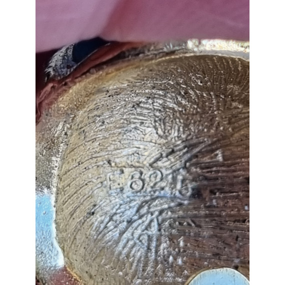 Nydelig par øreklips i forgylt metall og turkise kuler, ubrukte
