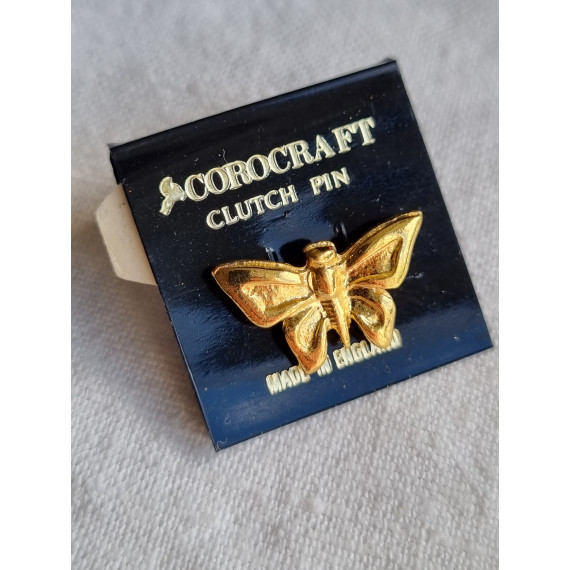 Ubrukt vintage Corocraft clutch pin, liten smykke brosje, pin, forgylt sommerfugl