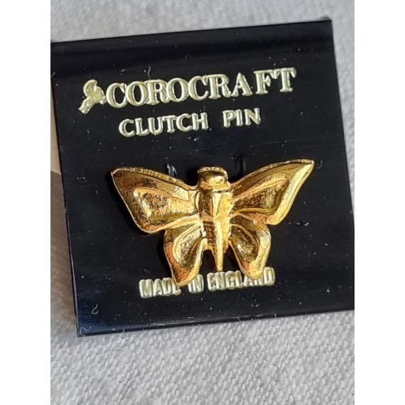 Ubrukt vintage Corocraft clutch pin, liten smykke brosje, pin, forgylt sommerfugl