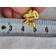 Ubrukt vintage Corocraft clutch pin, liten smykke brosje, pin, forgylt sommerfugl