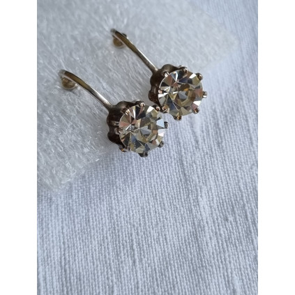 Sølvbelagte øreklips med stor imitert diamant