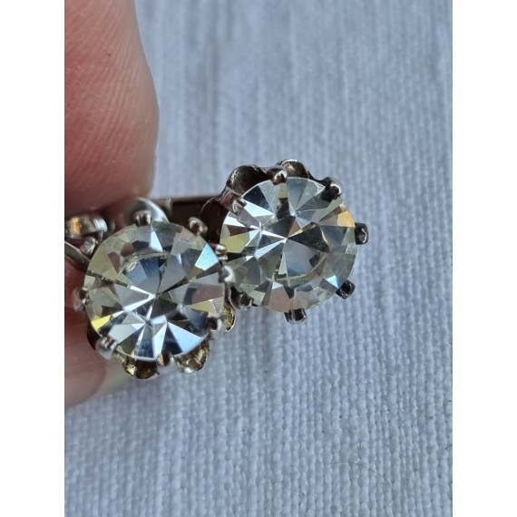 Sølvbelagte øreklips med stor imitert diamant