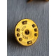Vintage metal city selskaps pin, sort emalje blomst