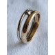 En gult/hvitt ring, i strl 53, med en 8/8 diamant, beregnet vekt 0,02 ct.