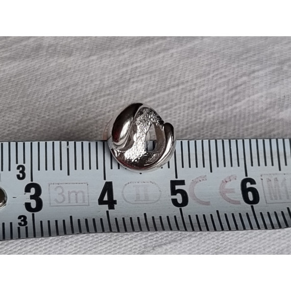Artig par ubrukt øredobber i hvitt gull forgylt metall, gode gummi stoppere