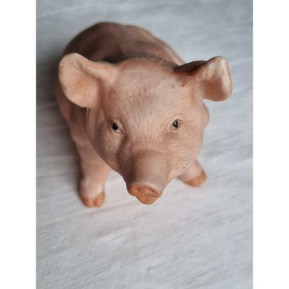 Herlig, mellomstor porselens figur, en sittende gris