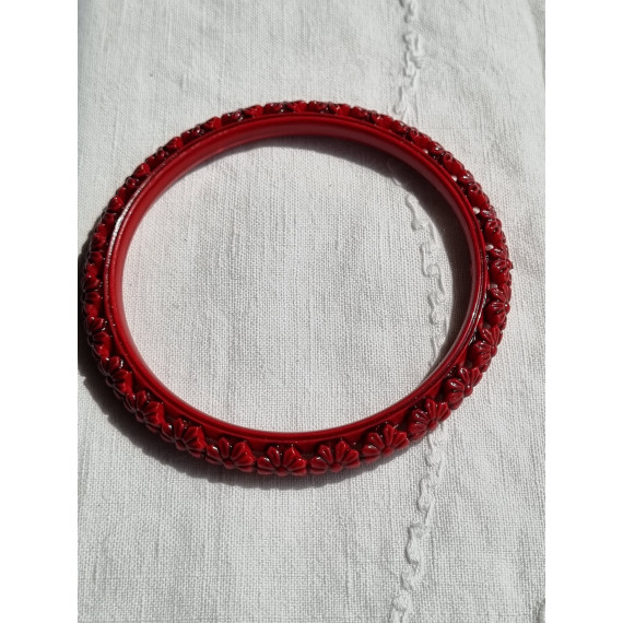 Ubrukt armbånd, fra 1980 til 1990-tallet, vakkert, burgunder, med nydelige detaljer