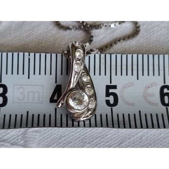 Anheng, klassisk diamant imitasjon, krystall i 925 S med kjede ca 41 cm langt