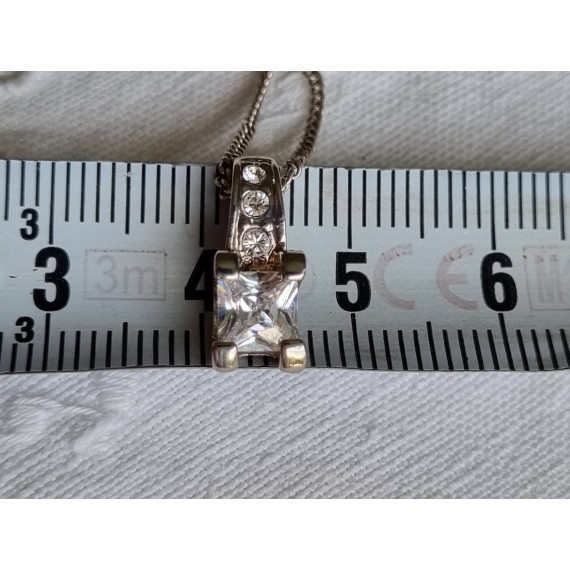 Sølv halskjede, ca 42 cm med anheng klassisk diamant imitasjon, krystall i 925 S