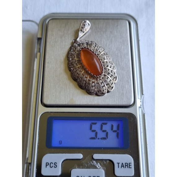 Fantastisk vakker filigran og rav smykke, med grovt kjede ca 50 cm langt