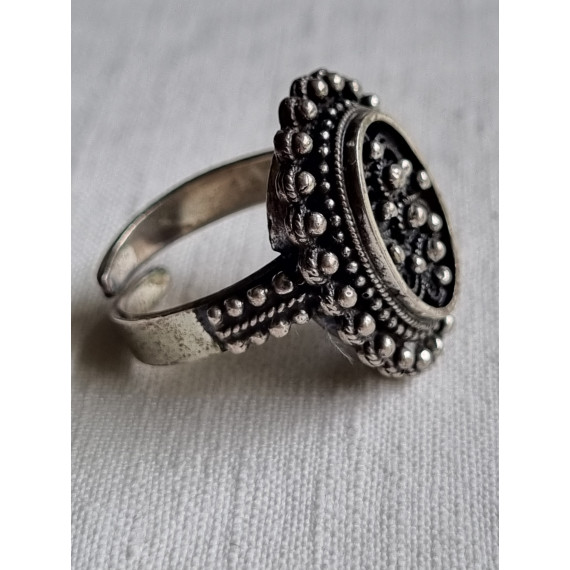 Helt særegen steampunk ring i 925 sølv, fra Design Knut P, strl 53,5
