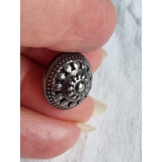Oksiderte bunads-knapper, antatt antikke, 4 stk selges sammen