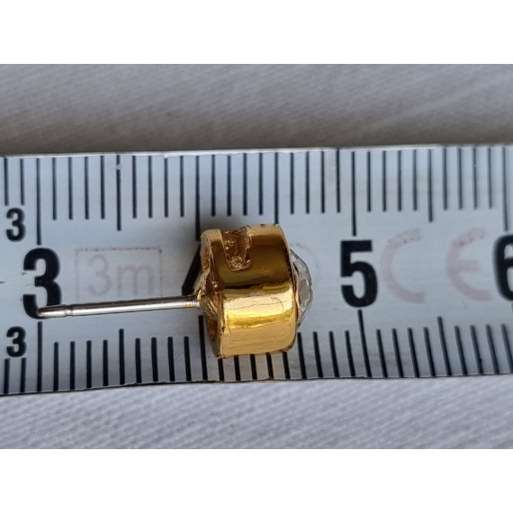 Nydelig par øredobber, gullfarget med imitert diamant