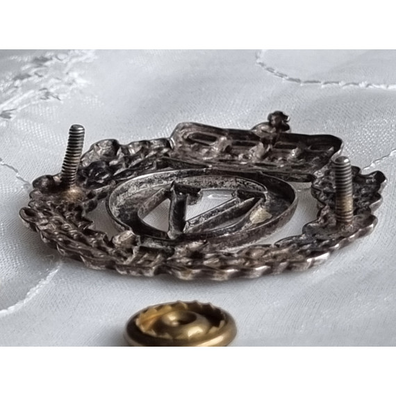Forsvarets beret, luemerke OV, forsølvet, Ustemplet