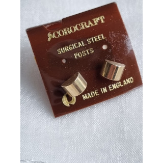 Vintage Corocraft øredobber, ubrukt gullfargede halve sylindere