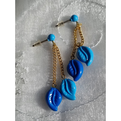 Fantastisk morsomt par øredobber blå blader og gummi stoppere