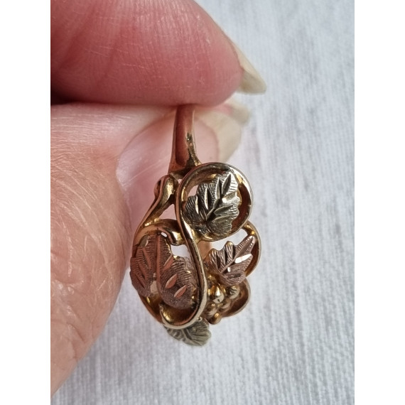 Lekker Black Hills Gold ring i 10k - 12k gult gull, 3,2 gram, i strl 55,5
