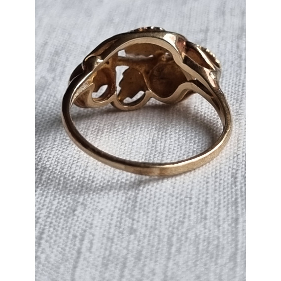 Lekker Black Hills Gold ring i 10k - 12k gult gull, 3,2 gram, i strl 55,5
