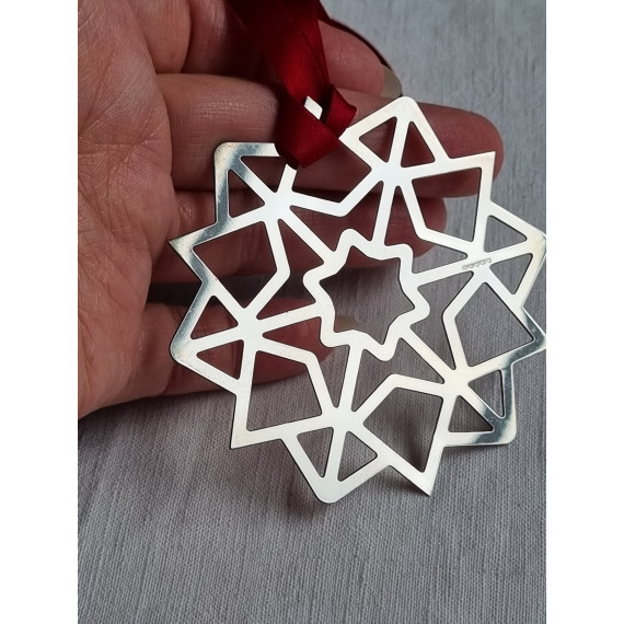 Carrs juletre-pynt / Snøkrystall i 925 sølv, god størrelse, diameter på 7 cm