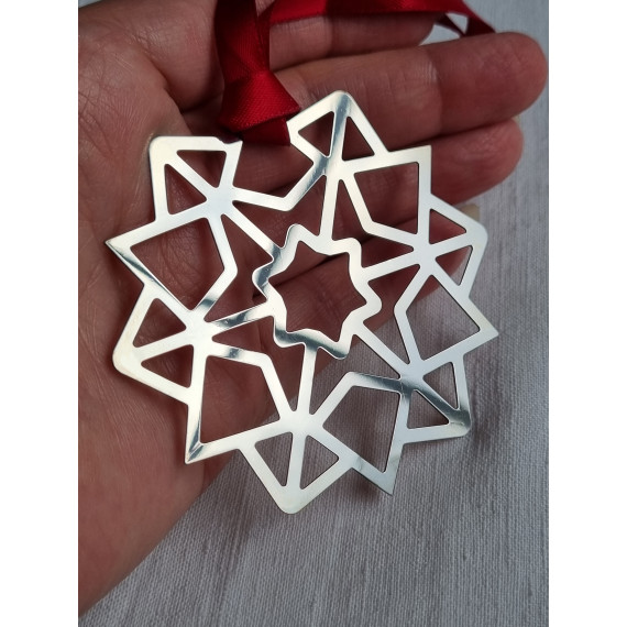 Carrs juletre-pynt / Snøkrystall i 925 sølv, god størrelse, diameter på 7 cm