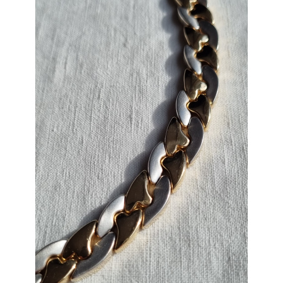 Grovt og eksklusivt panserkjede, collier smykke i 585 gult og hvitt børstet gull, ca 43 cm, 50 gram