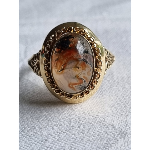 Vintage ring i 585 gult gull, strl 60, med flott cabochonslipt moseagat, 4,94 gram