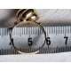 Fantastisk knute ring i 585 gult gull, strl 57, med kuler på siden, 3,1 gram