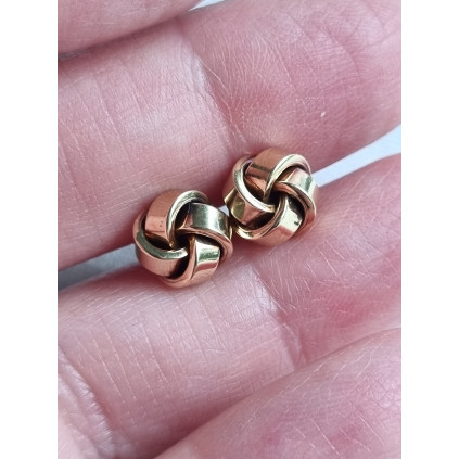 Nydelig par knute øredobber, i 585, 14k gult gull, 2,1 gram