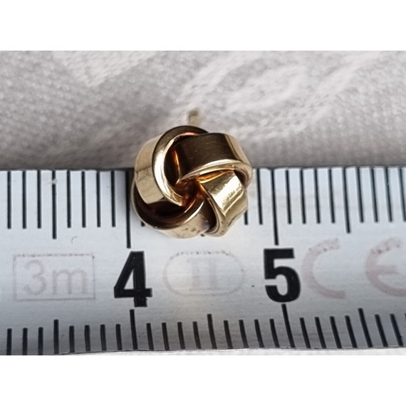 Nydelig par knute øredobber, i 585, 14k gult gull, 2,1 gram