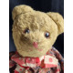 Ungarsk, eldre leke, mekanisk bamse med nøkkel, virker