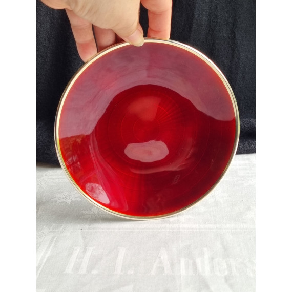 Vakkert sølv emalje fat, med diameter på 15,5 cm fra David-Andersen