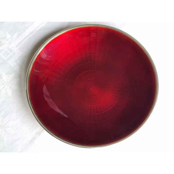 Vakkert sølv emalje fat, med diameter på 15,5 cm fra David-Andersen