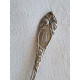 Opphøiet Rose saltskje, antikk variant, ca 6,5 cm, grav "A" og "16.08.25"