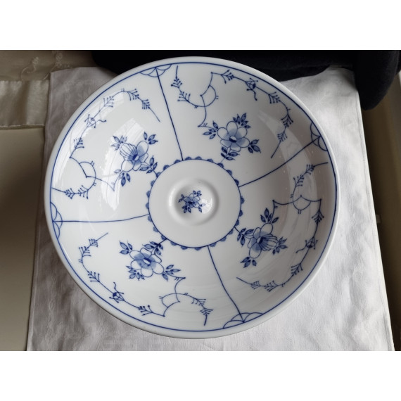 STORT stettefat i stråmønster, med diameter på 32,5 cm, H 15,2 cm