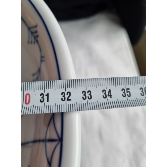 STORT stettefat i stråmønster, med diameter på 32,5 cm, H 15,2 cm