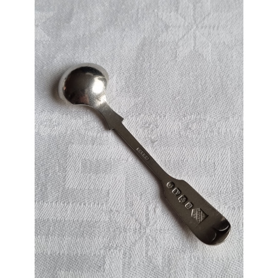 Herlig britisk saltskje, fra John Yates & Sons, ca 12,5 cm